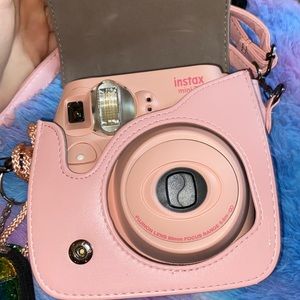 Poloroid camera